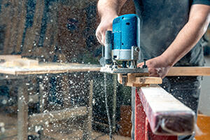 Milling wood